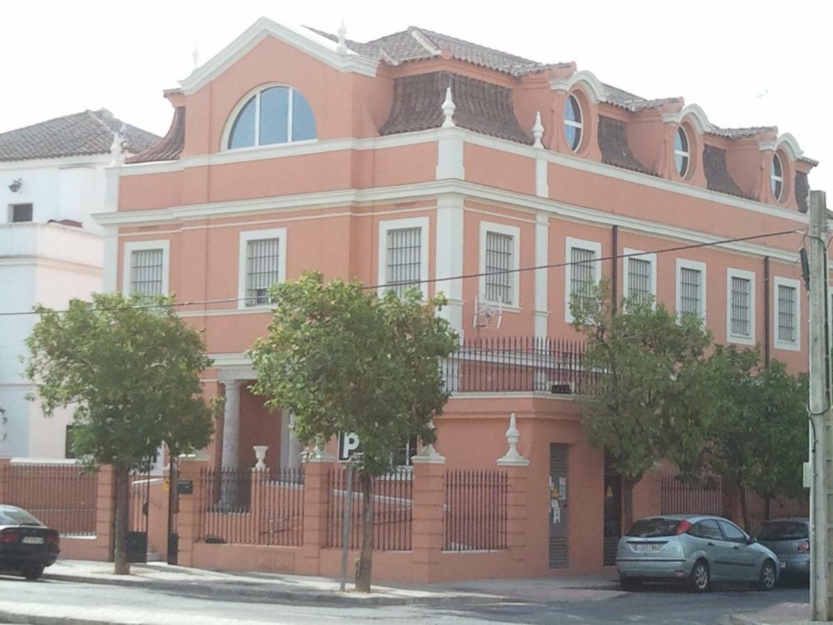 Colegio Mayor Careu - Women Only Sevilla Exterior foto